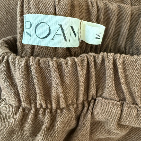 Roam Studio Pant in Carob, size M - Picture 3 of 6